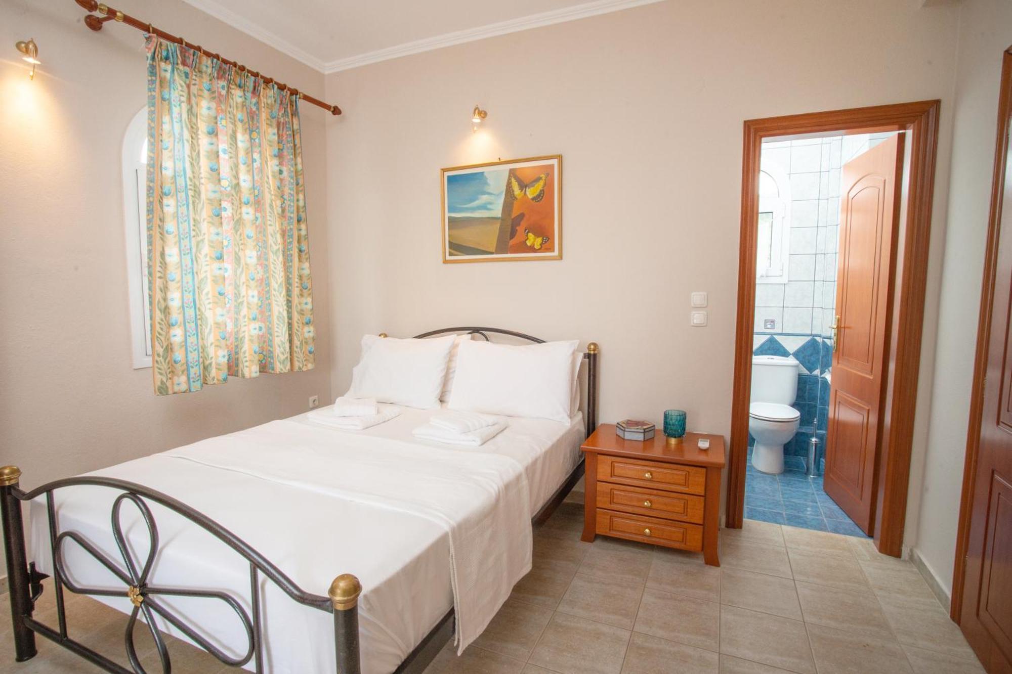 Private 6-Bdrm Villa With Garden 150M To Beach Paradisos Exterior foto